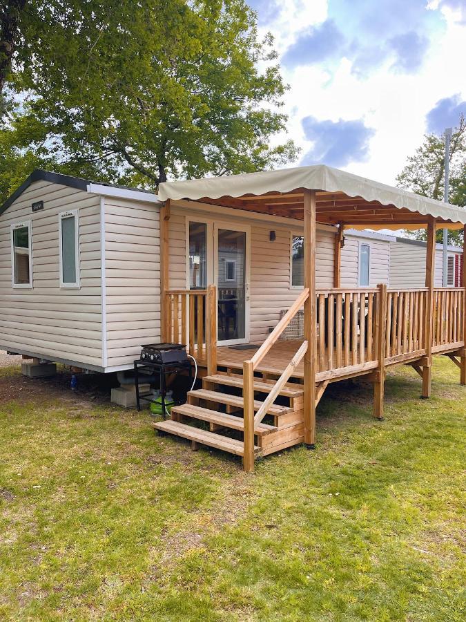 Mobil 4 Etoiles Les Viviers 2 Campingplatz *